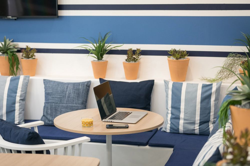 The Deck Hotel by HappyCulture - Sala de reuniones